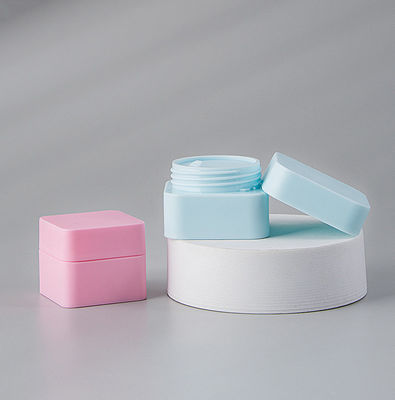 OEM/ODM Acceptable 1oz 2oz 5g 10g 20g 30ml 50ml Gold Lid Empty Plastic PP Nail Gel Jar for Screen Printing