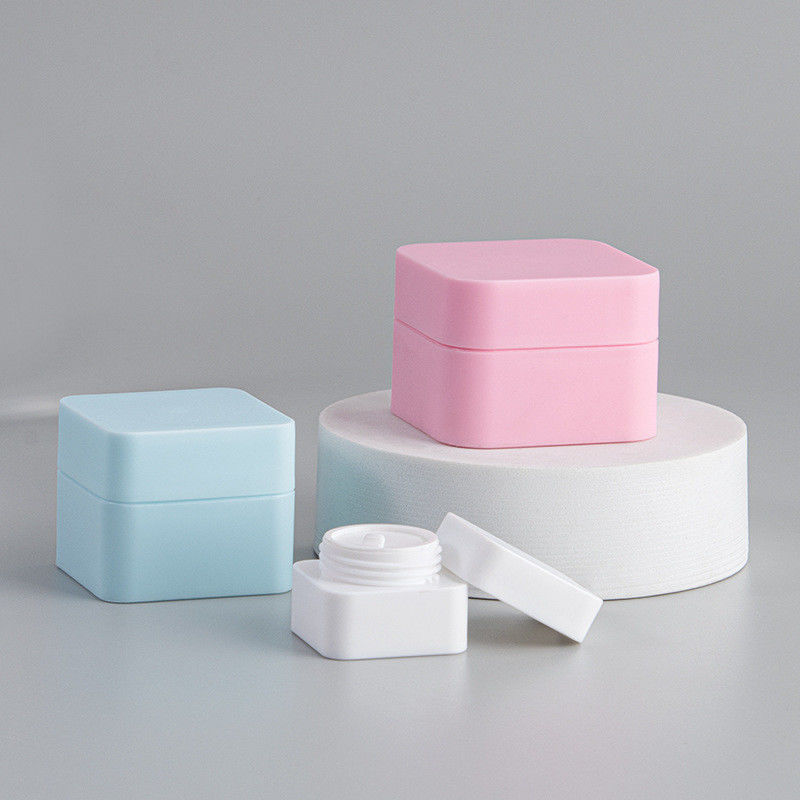 OEM/ODM Acceptable 1oz 2oz 5g 10g 20g 30ml 50ml Gold Lid Empty Plastic PP Nail Gel Jar for Screen Printing